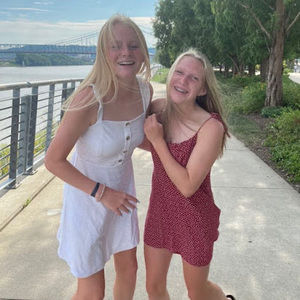 Meet your Posher, Ana